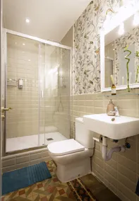 Primavera Hostel - Bathroom