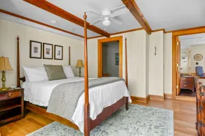 Isaiah Hall Inn - Chambre