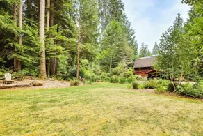 Lake Margaret Access: Boho Log Cabin w/ Backyard - Innvendig