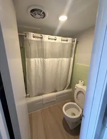 American Inn and Suites - Salle de bain