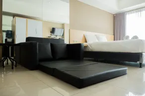Strategic Studio Apartment at Tamansari La Grande near BIP By Travelio - Værelse