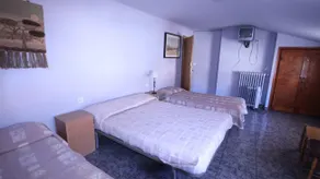 Hostal Porta De Núria - Zimmer