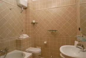 Hotel Amadeus - Bathroom