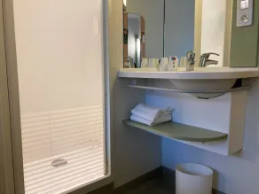 ibis budget Antwerpen Port - Bathroom