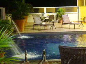 TRYP by Wyndham Manaus Aeroporto - Piscina