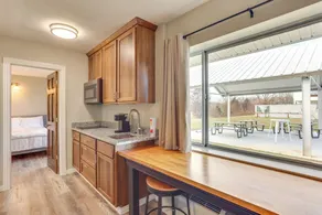 Walk to Oakland City University: Modern Apartment! - Innenbereich
