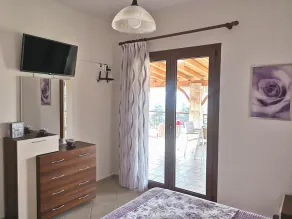 Aracelia villas with private pool - Room