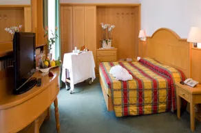 Royal Olympic Hotel - Zimmer