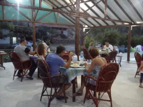 Yesil Bahce Bungalow - Ahsap Evler - Restaurant