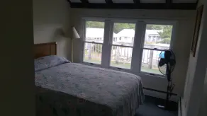 VILLAGE GREEN MOTEL - Chambre