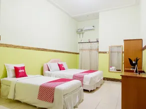 OYO 563 Damar Mas  Resort Lereng Kelud - Room