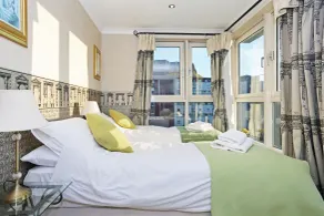 Edinburgh Arthur Seat View Apartment - Room