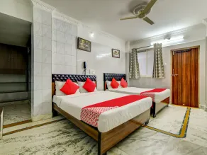 OYO 29087 Hotel Golden Pride - Room