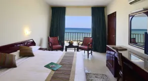 Resort Sur Beach Holiday - Room