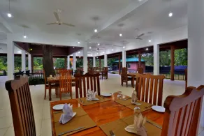 Grand & Gangula - Restaurant