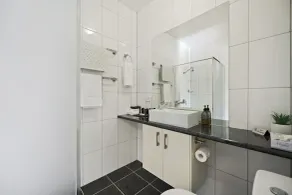 Hamilton Lakeside Motel - Baño