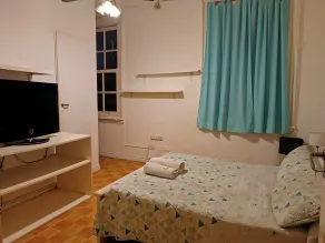 Hostel Estoril - Habitación
