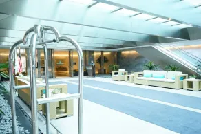 Huge 2-Story Brickell Penthouse Free Parking - Hall