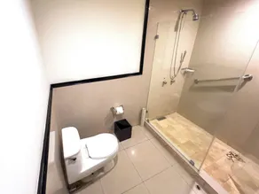 Tikal Futura Hotel & Convention Center - Bathroom
