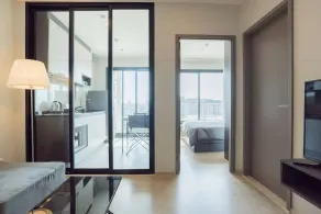 Appartement de vacances avec piscine, jardin et jacuzzi | Vue ville - Chambre