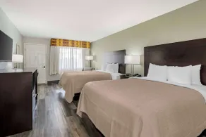 Quality Inn Siloam Springs West - Room