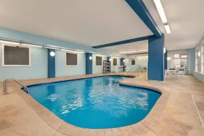 Baymont by Wyndham Rockford - Pool