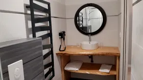 Logis Auberge de Pont Calleck - Badeværelse