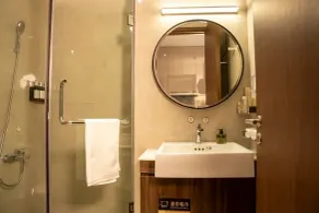 Masteri Waterfront- 2BR apartment - Bathroom