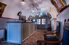 Three Crowns Residents - Reception
