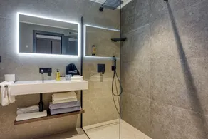Level 5 Rovinj - Adults Only - Bathroom