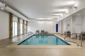 DoubleTree by Hilton Pittsburgh Airport - Piscine