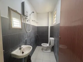 Hotel O Classic Homestay Keningau - Bathroom