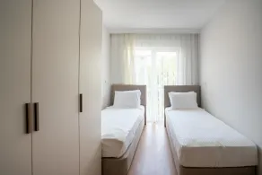 River Park Residence Lara - Rom