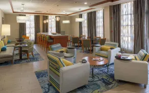 Hampton Inn & Suites Knoxville-Downtown - Restaurang