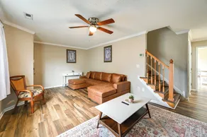 6 Mi to Med District: Greenville Home w/ Yard - Interiør