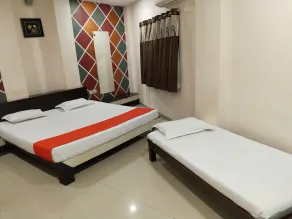 Hotel Shree Agrawal Palace - Room