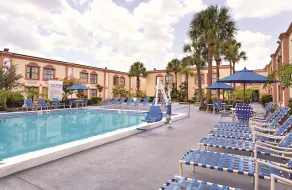 La Quinta Inn by Wyndham Orlando International Drive North - Pool