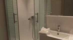 Hôtel Les Corps Saints - Bathroom