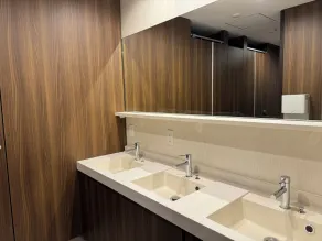 Capsule Hotel Suzumoriya - Salle de bain