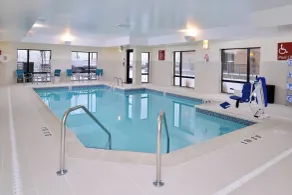 TownePlace Suites by Marriott Detroit Commerce - Piscine