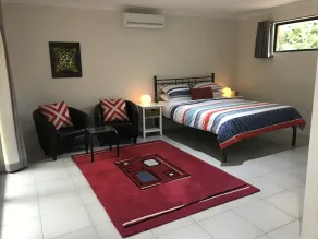 Little Shangri-La - Quarto
