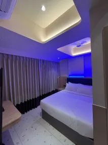 Indie Stays Nesco Goregaon - Room