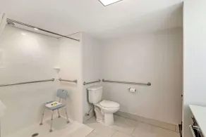 Best Western Plus St. Simons - Salle de bain