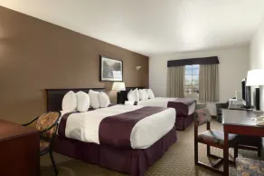 Ramada by Wyndham Red Deer Hotel & Suites - Chambre