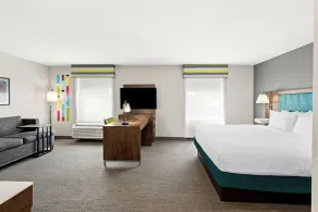 Hampton Inn & Suites Canton - Chambre