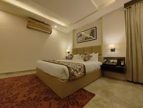 Regenta Inn Greater Noida, 15 Mins to India Expo Mart - Room