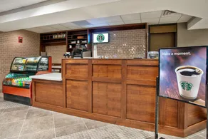 DoubleTree by Hilton Lansing - Restaurant