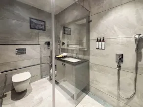 Clarks Inn Kharar-Mohali - Bathroom