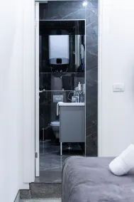 Kings Palace - Bathroom