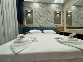 Riverside Hotel - Room